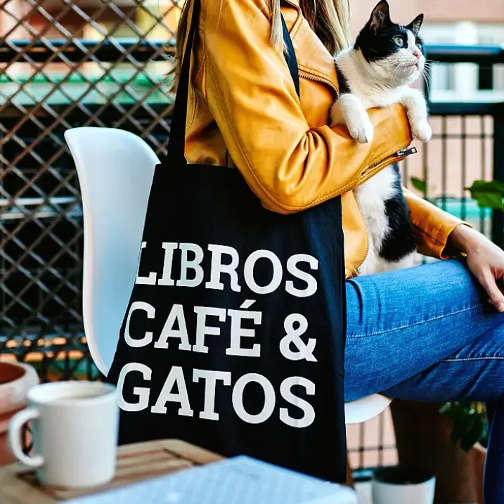 Tote bag Libros, café y gatos