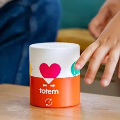 Totem: dispositivo con 160 juegos sin pantallas