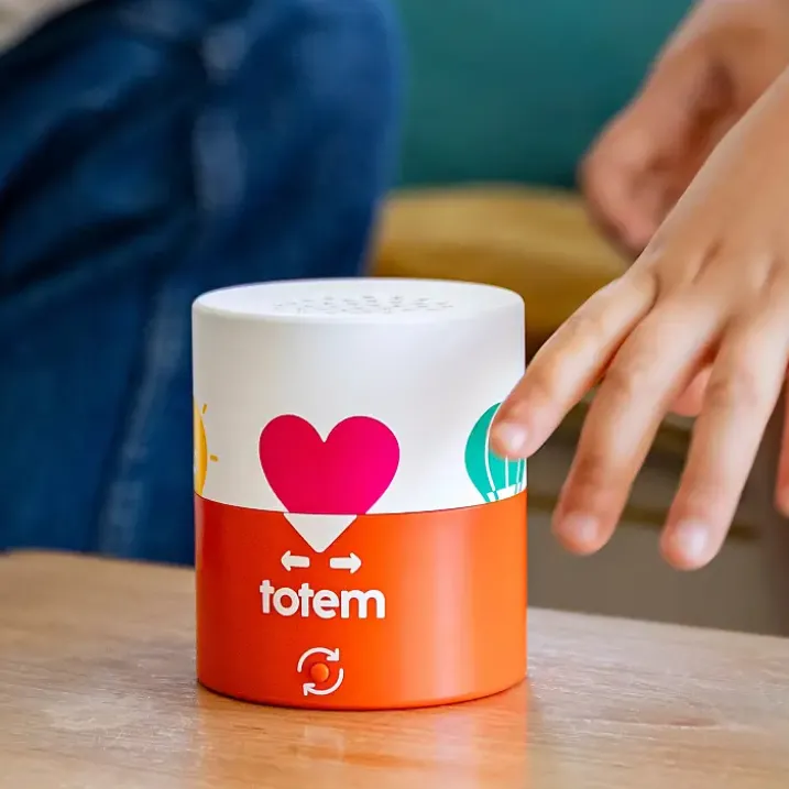 Totem: dispositivo con 160 juegos sin pantallas