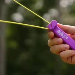 ZipString Juguete de cuerda que flota en el aire